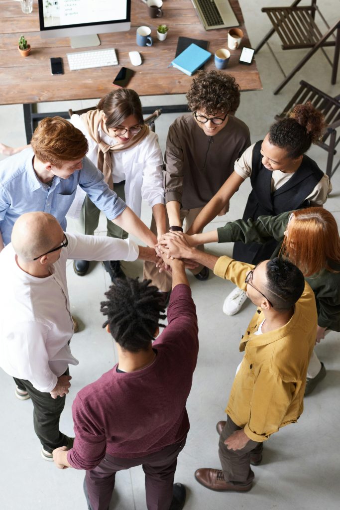 Travailler en Cohésion « Découverte » cnv et expression corporelle