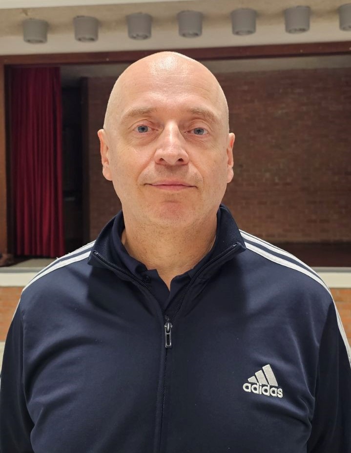 Portrait de Charles Sport - Santé - APA - Gym douce - relaxation