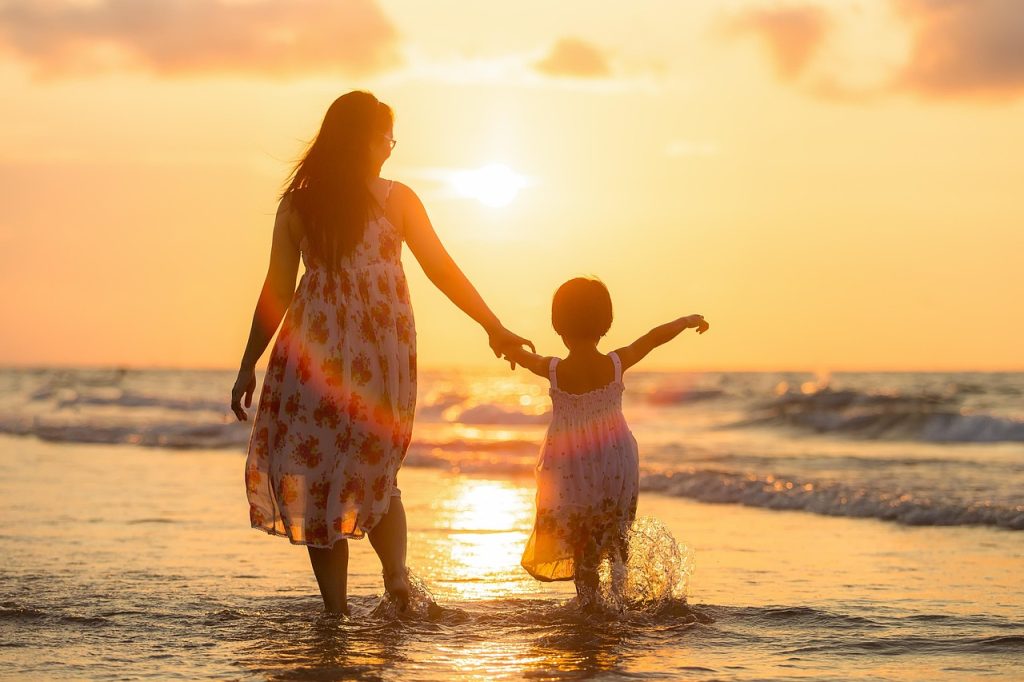 La parentalité au cœur du bien-être : outils et astuces pour mieux accompagner ses enfants
